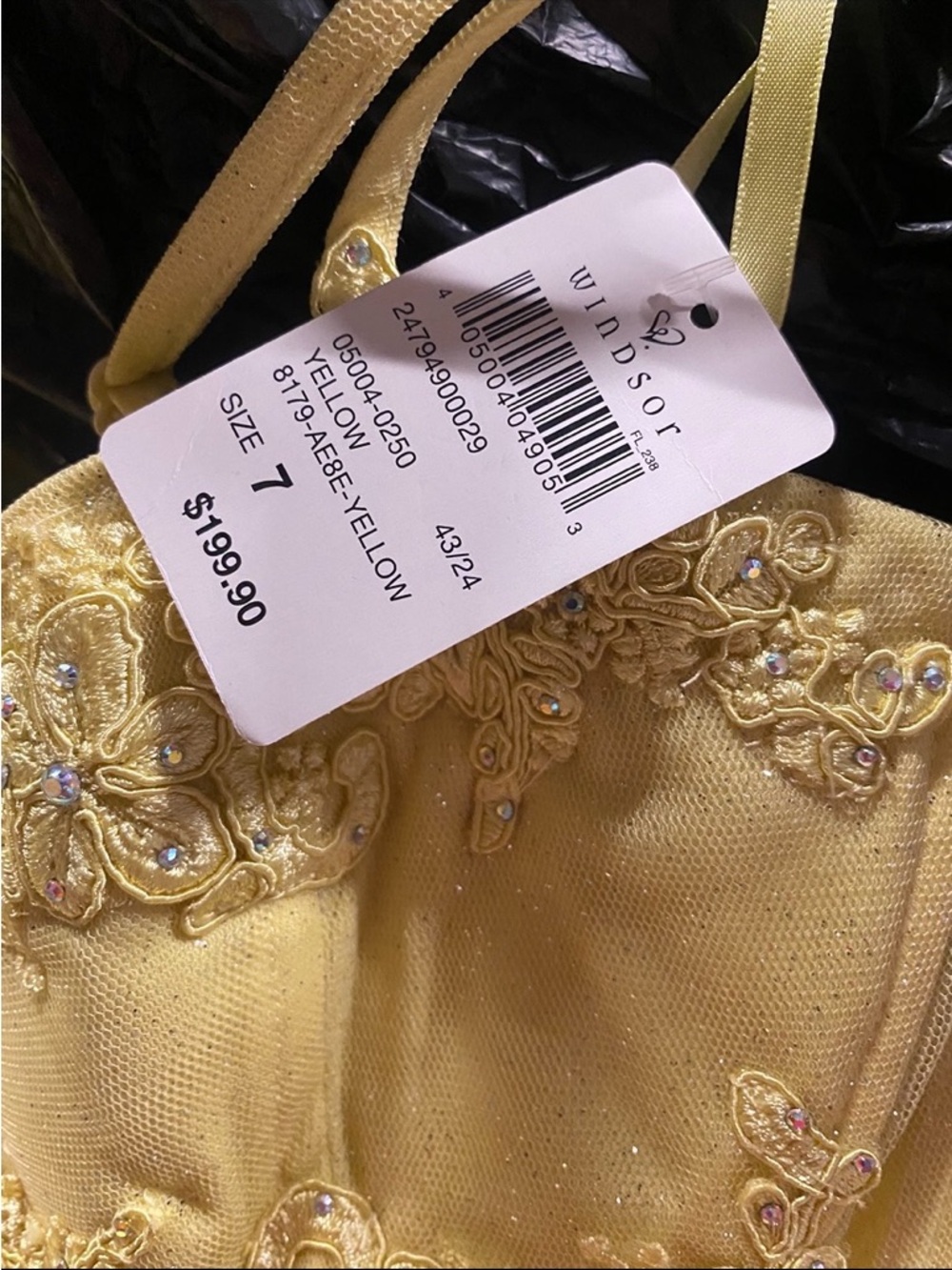 New Windsor Junior Size 7 waist 28 inches Sweetheart Lace A-Line Ball Gown - Picture 6 of 7
